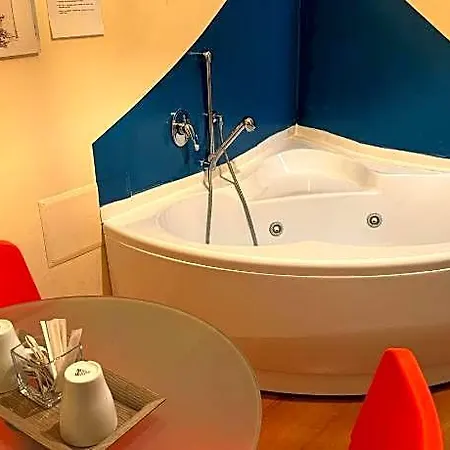 Maison d'hôtes Bracco & - Centro Storico Di 4*