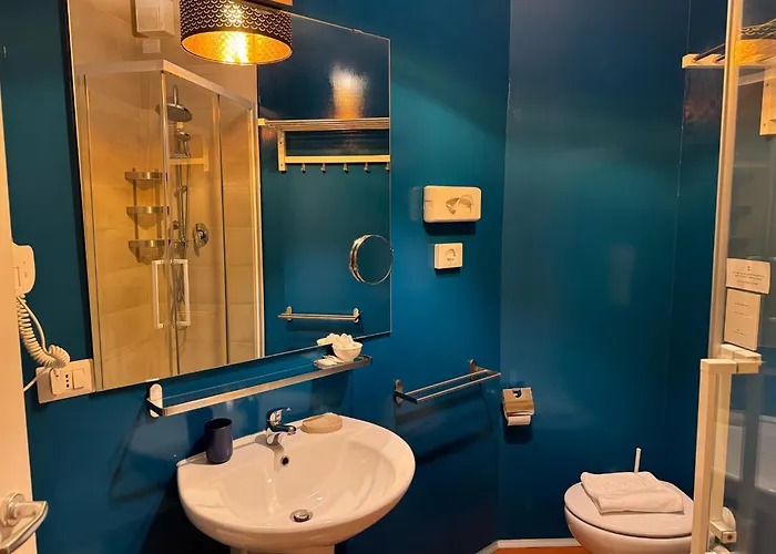 Bracco & - Centro Storico Di Maison d'hôtes 4*